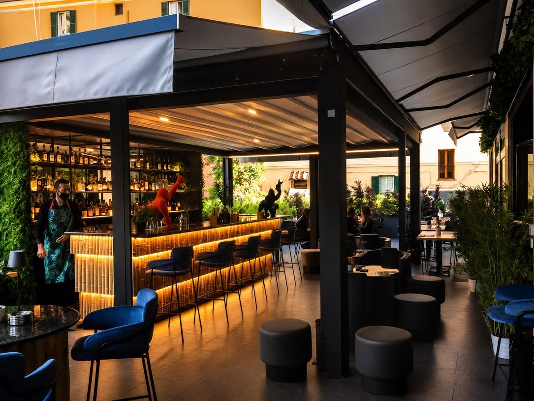 Dehor ristorante con Pergotenda Maestro Corradi: progetto outdoor Matera Arredi