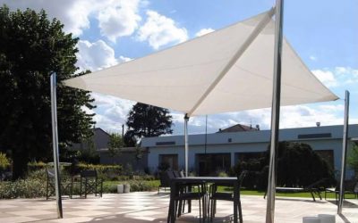 Maestrale Corradi: la vela ombreggiante che trasforma lo spazio outdoor